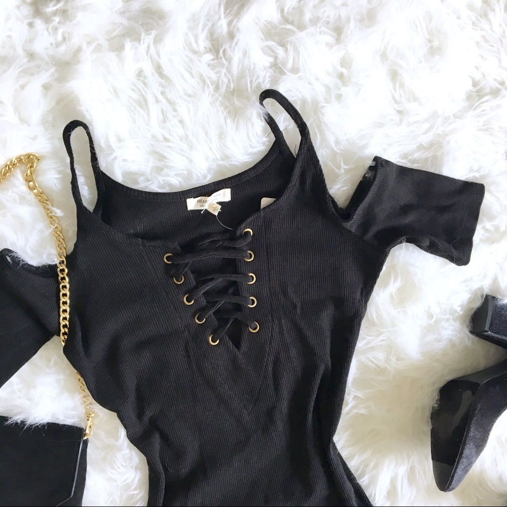 🌸Cold Shoulder Knit Dress🌸 - Picture 3 of 4